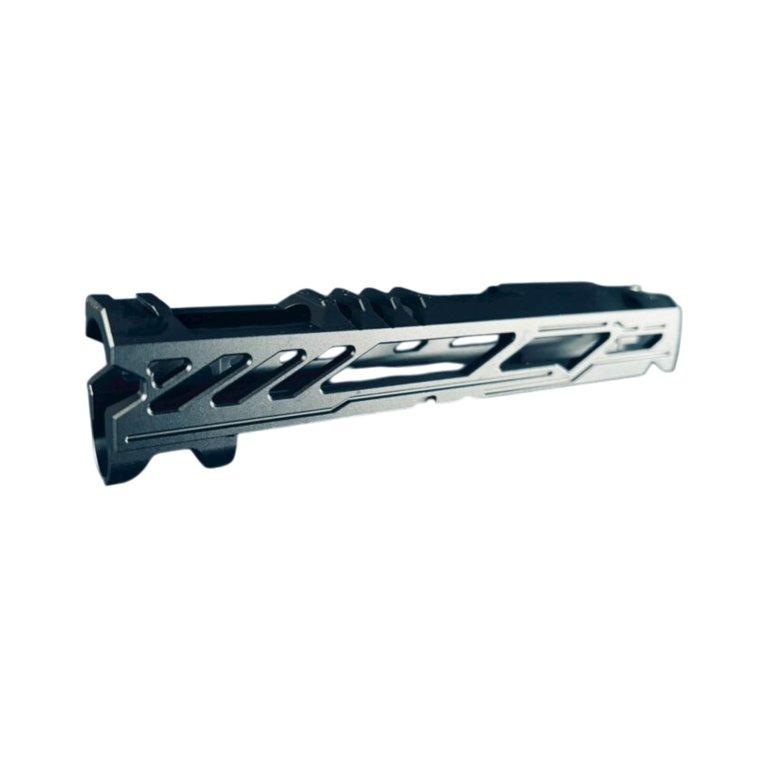 4.3 Type “Y” Slide Noir